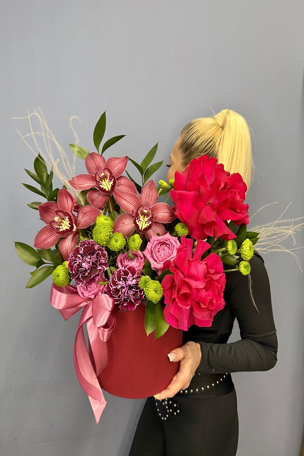 Цветочная композиция Эйфория купить в Химках