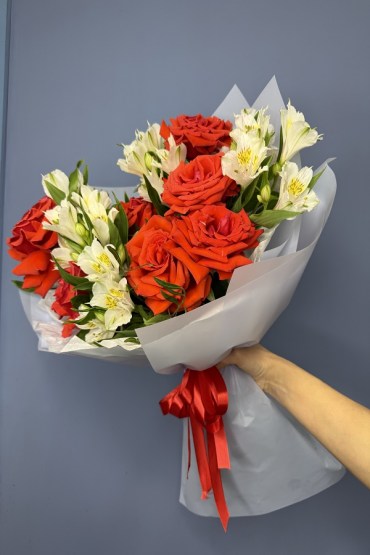 Праздничный купить в Химках