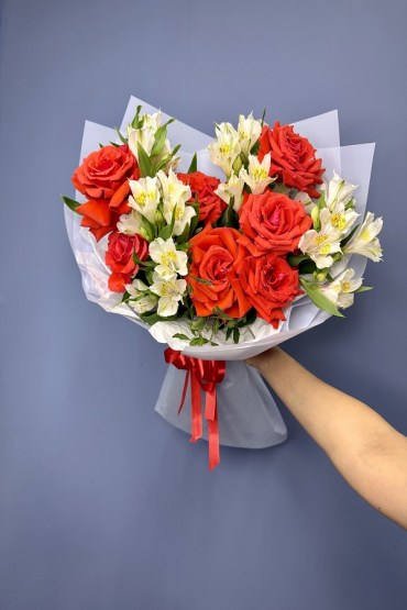 Праздничный купить в Химках