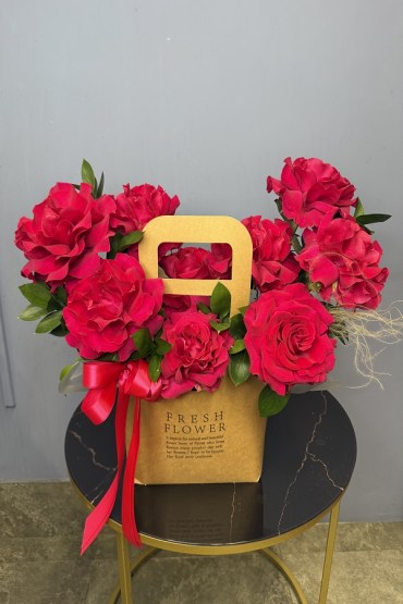 Цветочная композиция Ангел страсти купить в Химках