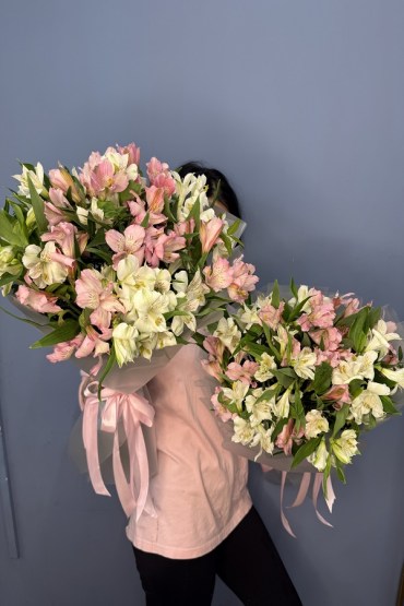 Букет из альстромерии купить в Химках