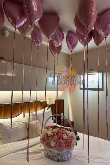 Набор воздушных шаров № 941 15 розовых сердец по потолок фото